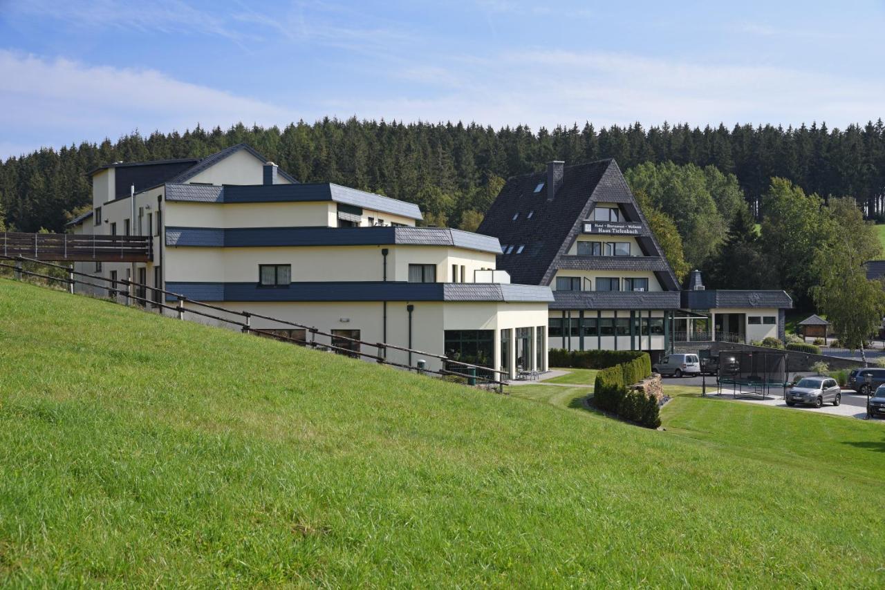 Hotel Haus Tiefenbach Büllingen Exterior foto